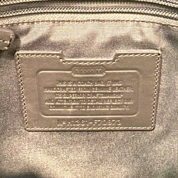 Men’s | Coach | Camden Leather Map Bag | Navy - Picture 13 of 16